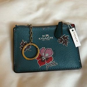 Coach coin/card holder